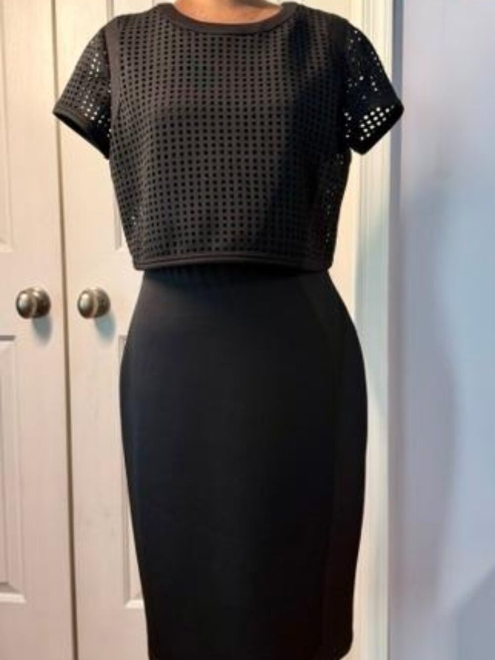 Calvin Klein Black Laser Cut Sheath Dress Short Sleeve Size 4 Career Cocktail